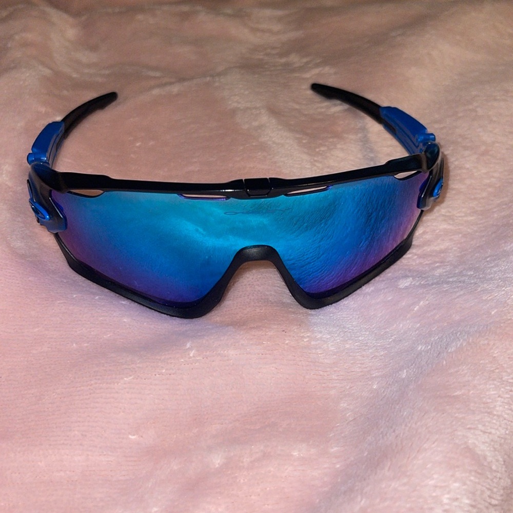 Oakley sunglasses